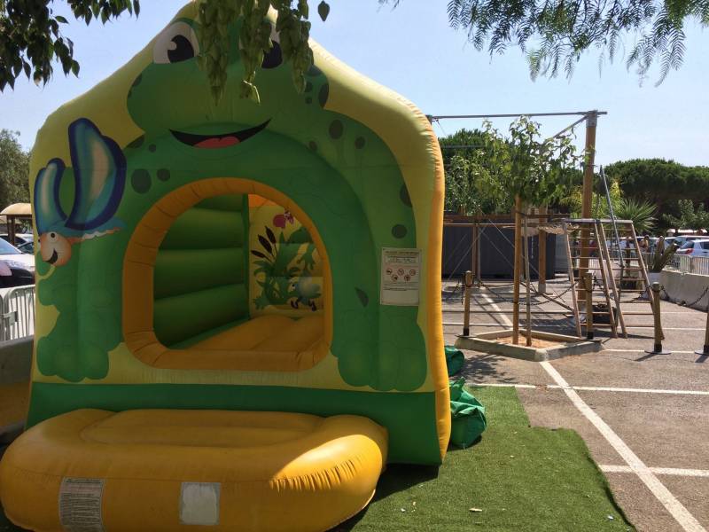 Location de chateau gonflable pour enfant dans le var